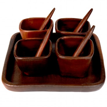 Pomaireware Rectangular Clay Tray with Sqaure Condiment Bowls